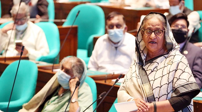 ১২ বছর বয়সী শিক্ষার্থীদেরকে’ও করোনা  টিকার আওতায় আনা হবে: প্রধানমন্ত্রী