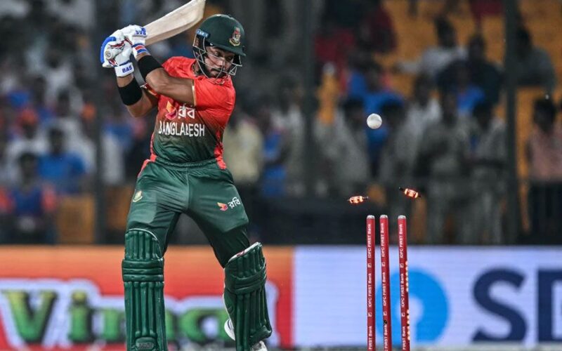 ৫৭ রানে ৫ উইকেট হারিয়ে কোণঠাসা টাইগাররা