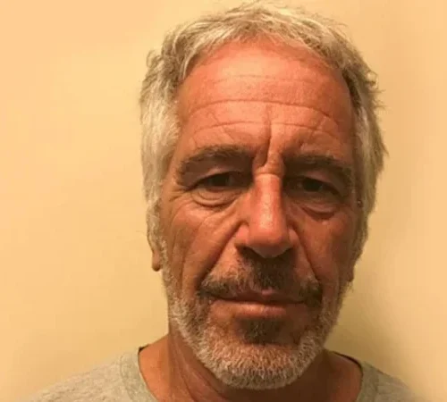 এপস্টেইনের মৃত্যু গলায় ফাঁস দিয়ে নয়, শ্বাসরোধে: ময়নাতদন্ত পর্যবেক্ষণকারী চিকিৎসক