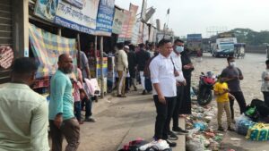 ছুটির দ্বিতীয় দিনে ঘরমুখো মানুষের চাপ কম, অতিরিক্ত ভাড়া আদায়ের অভিযোগ