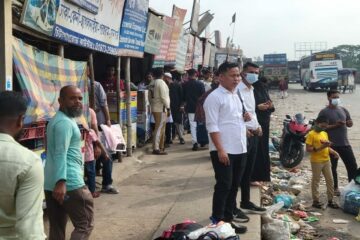 ছুটির দ্বিতীয় দিনে ঘরমুখো মানুষের চাপ কম, অতিরিক্ত ভাড়া আদায়ের অভিযোগ