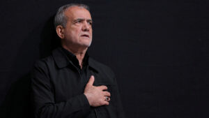 ইরান তার লেবানিজ ভাই-বোনদের একা ফেলে যাবে না: পেজেশকিয়ান