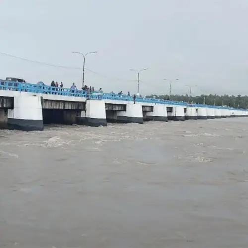 তিস্তার পানি বিপৎসীমা ছুঁই ছুঁই, নিম্নাঞ্চল প্লাবিত হওয়ার শঙ্কা