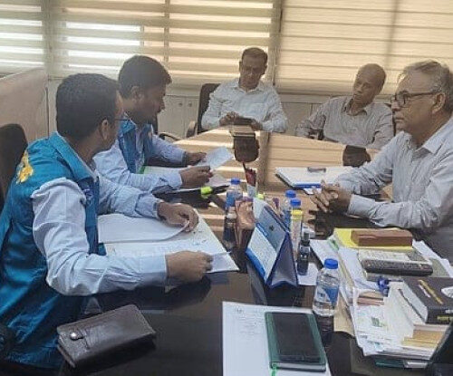 পাঠ্যবই ছাপানোর কাজে প্রাক্কলিত দর ফাঁসের অভিযোগে এনসিটিবিতে দুদকের অভিযান